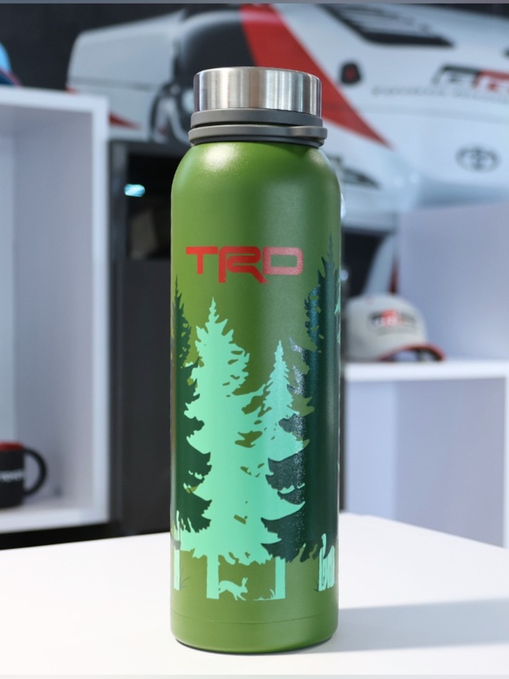 TOYOTA TRD Mountain Water Stainless Drink Bottle Hike 32 oz Matte Pine Bottle